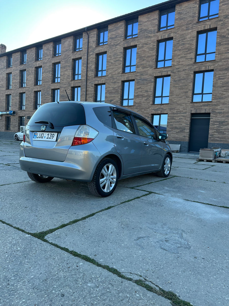 Honda Jazz foto 1
