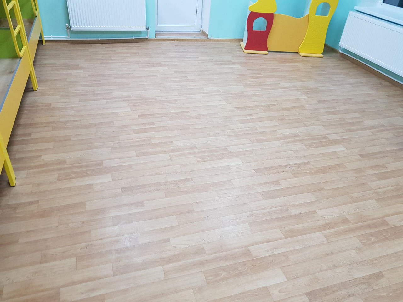 Линолеум под ламинат / linoleum. foto 8