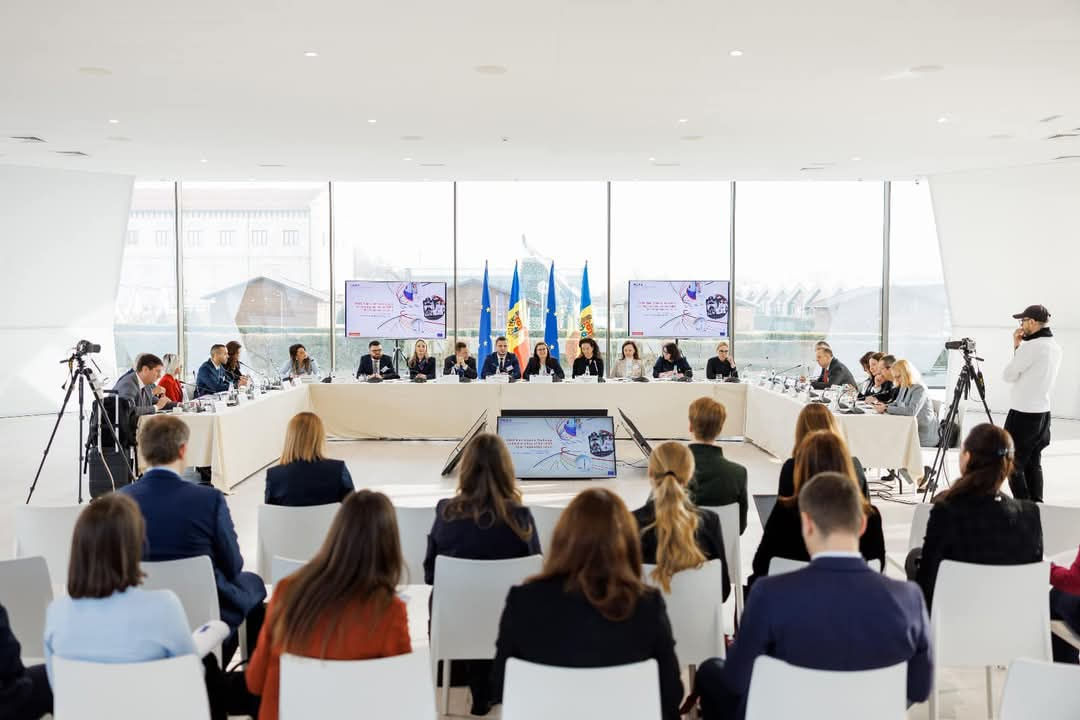Echipament profesionale pentru traducere simultană, și echipamente audio foto 1