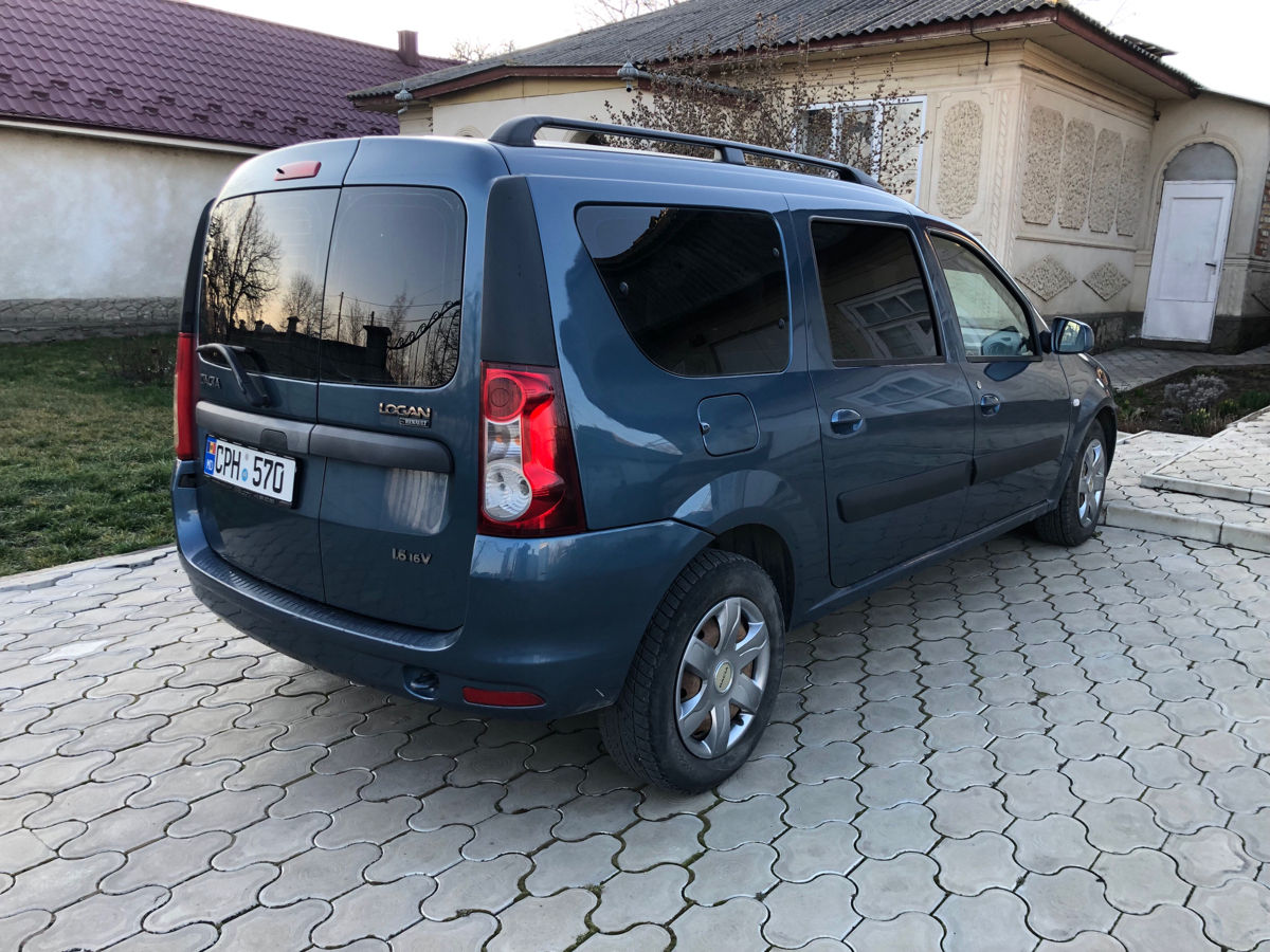 Dacia Logan foto 2