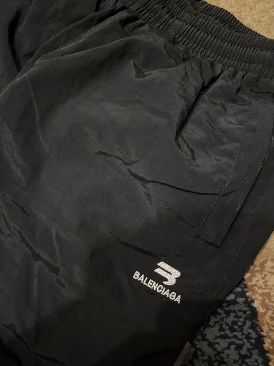 Balenciaga pants foto 1