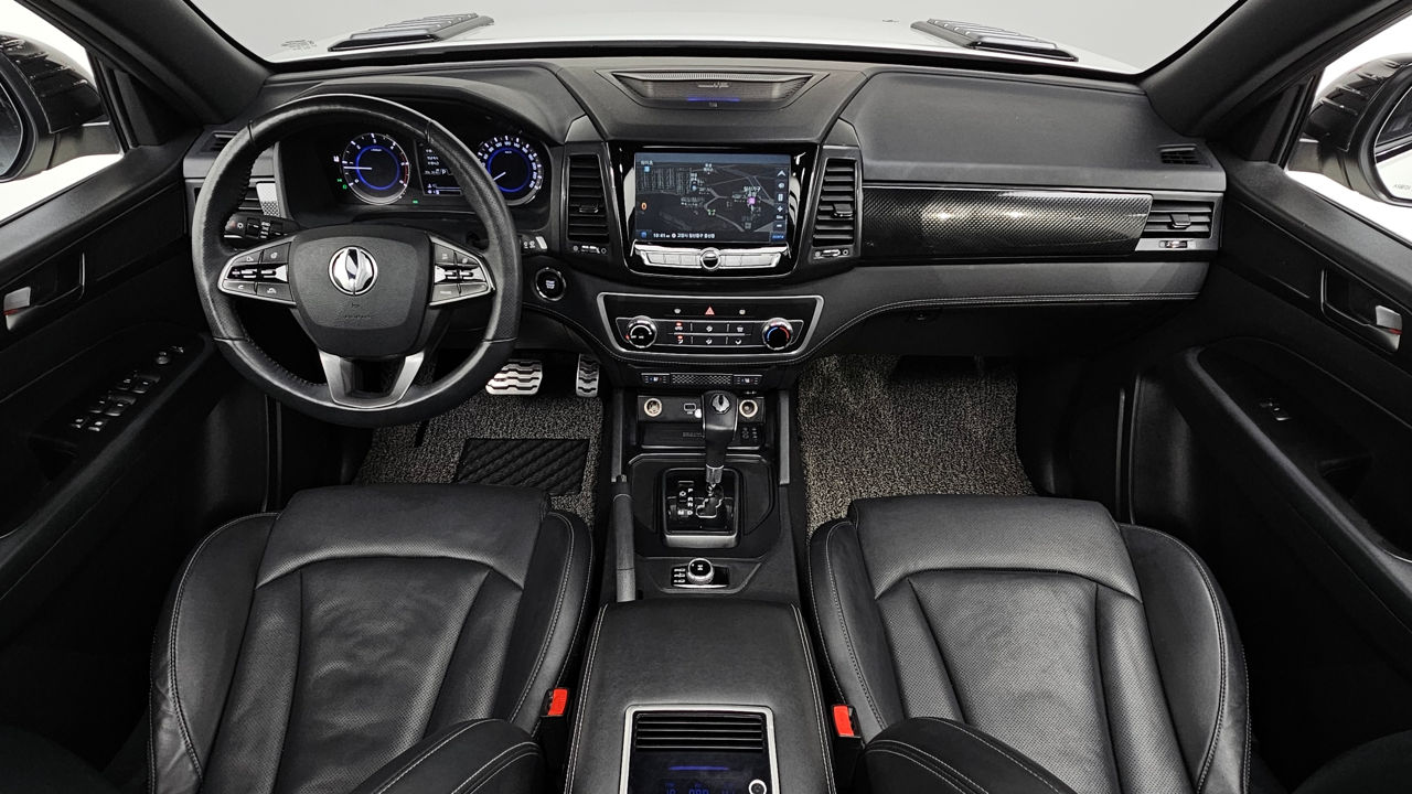Ssangyong Rexton фото 5