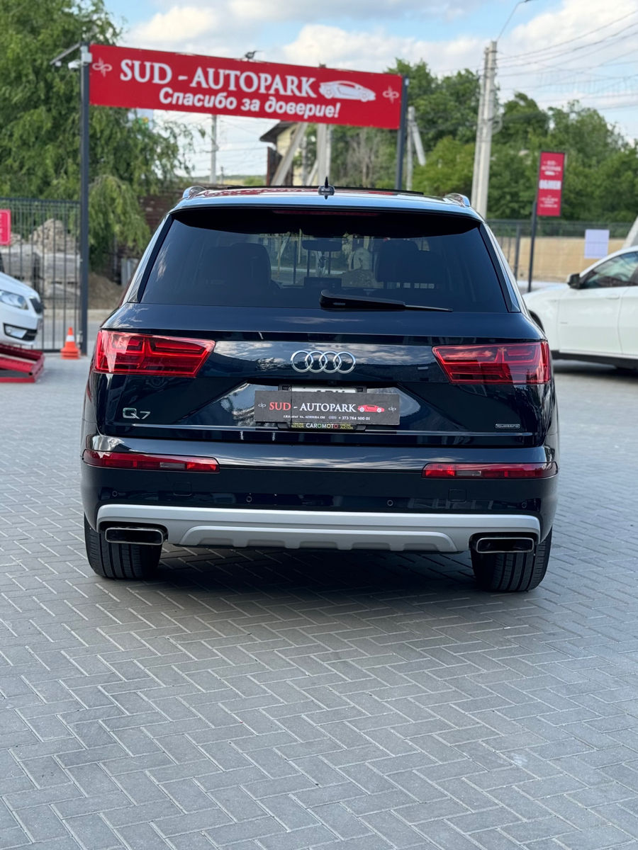 Audi Q7 foto 4