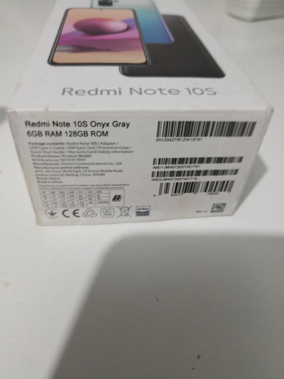 Продам телефон