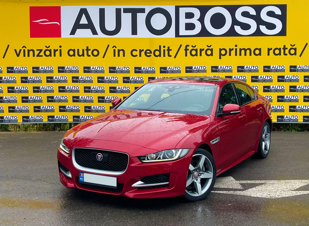 Jaguar XE