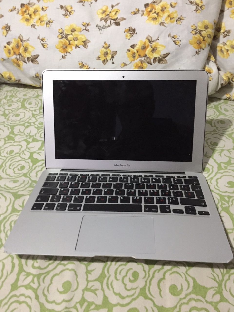 Apple Macbook Air 11