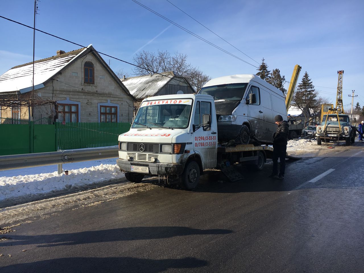 Эвакуатор Комрат, Чимишлия, Бессарабка, Чадыр Лунга, Тараклия, Конгаз ,Юг Молдовы, Гагаузия 24/24 !! фото 5