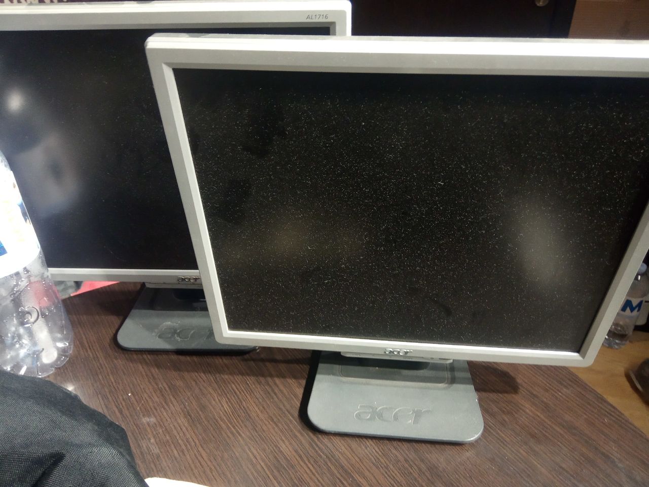 Продам два монитора