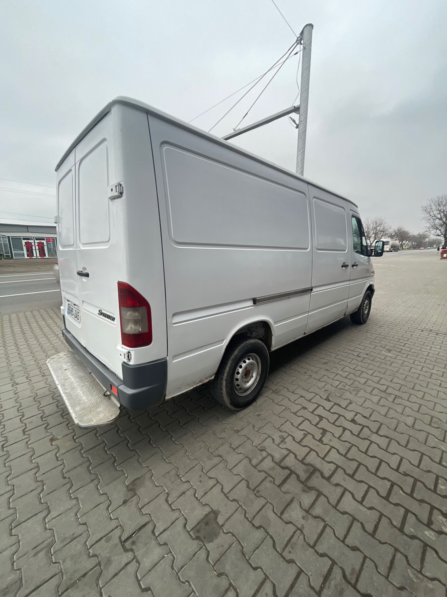 Mercedes Sprinter foto 6