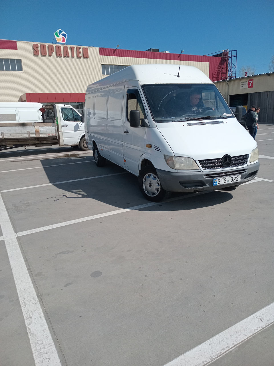 Mercedes sprinter foto 5