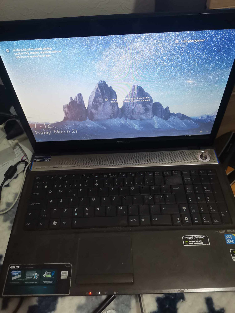 Laptop asus foto 0