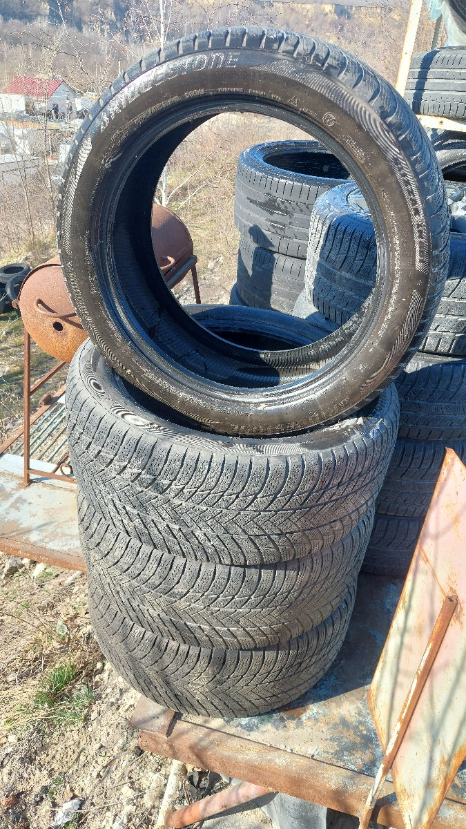 275/45 R20 фото 0
