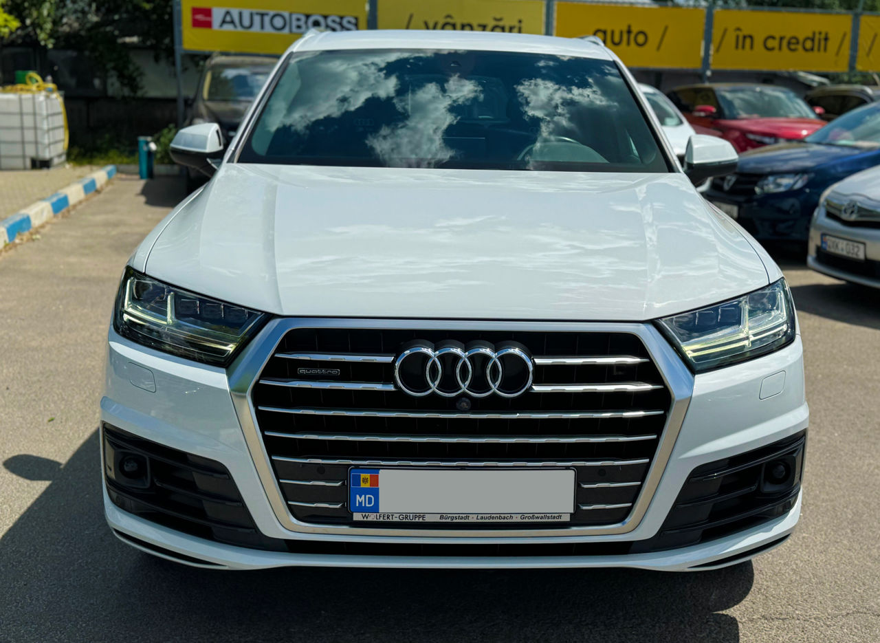 Audi Q7 foto 1