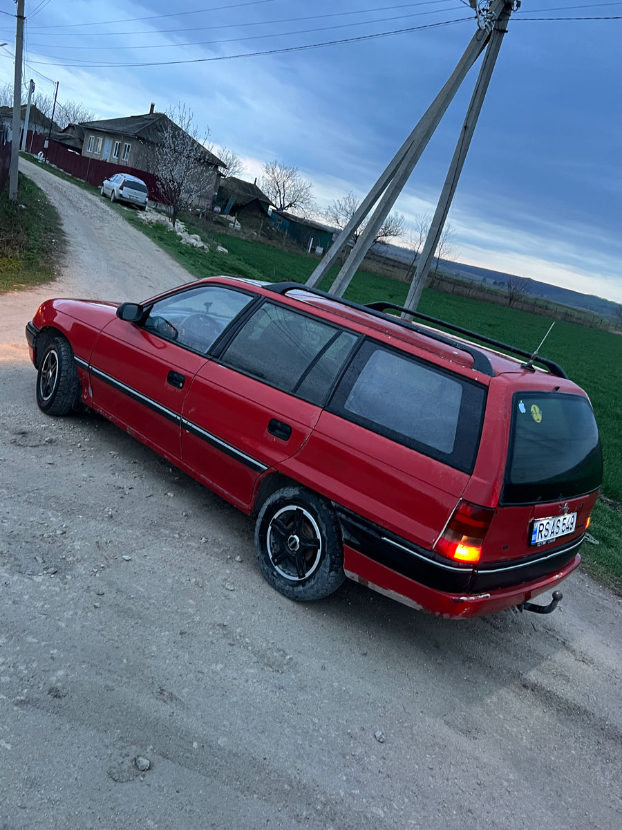 Opel Astra foto 3