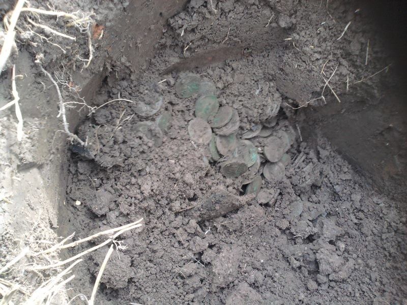 Detector de metale ( металлоискатель на аккумуляторе), глубина поиска до 3-х метров. Видео тест! foto 5