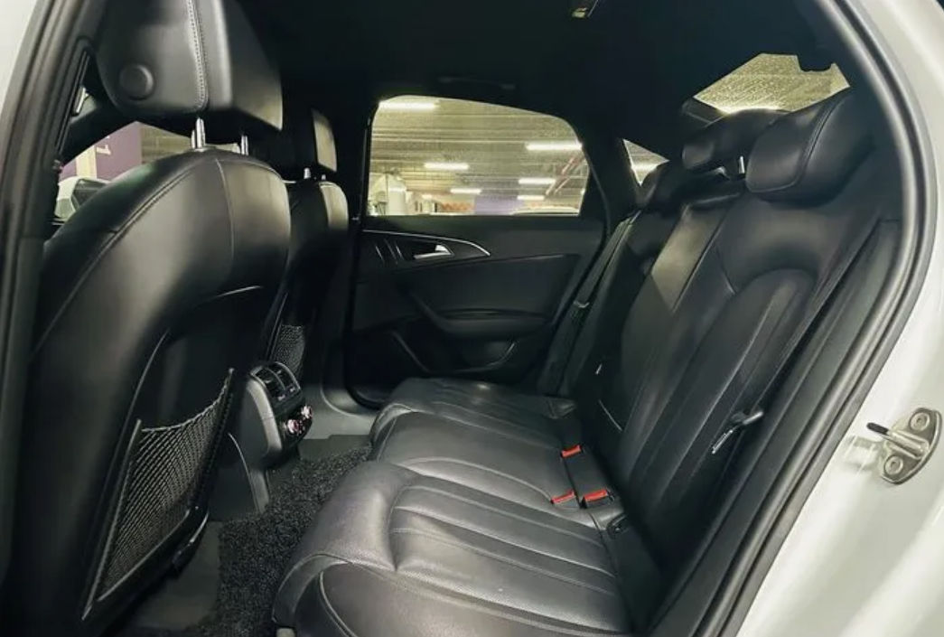 Audi A6 фото 8