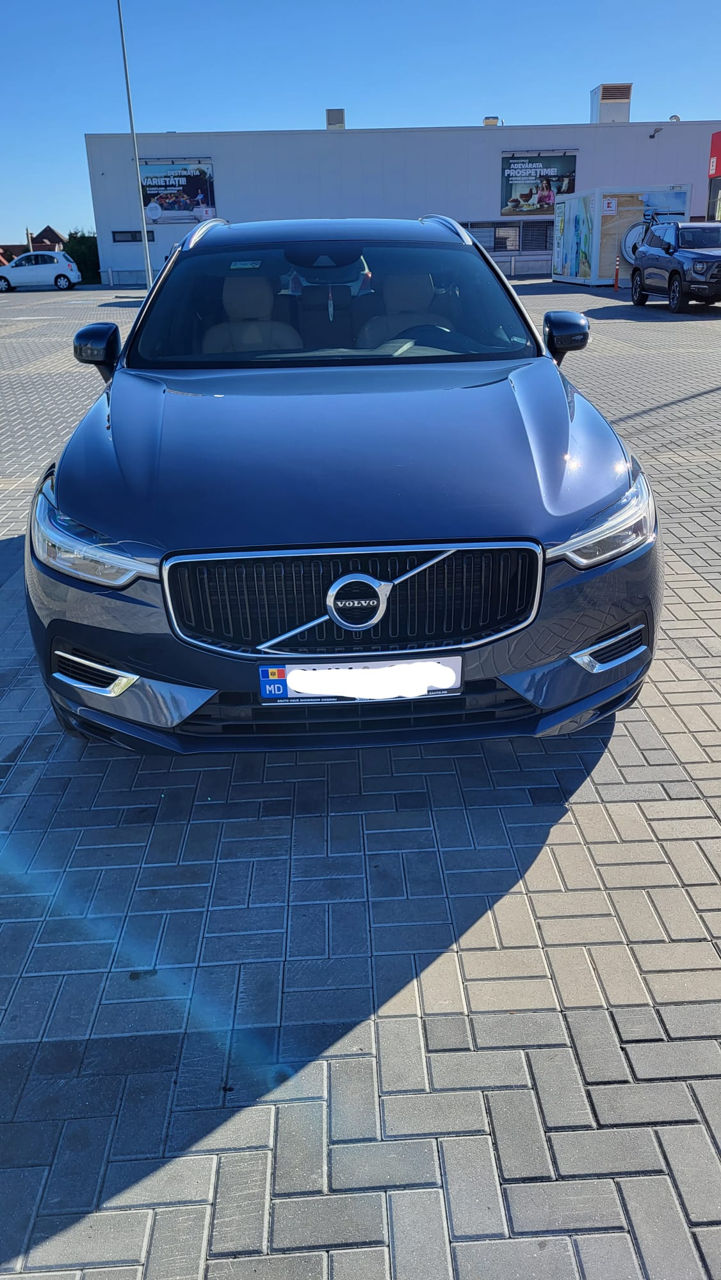 Volvo XC60 foto 1