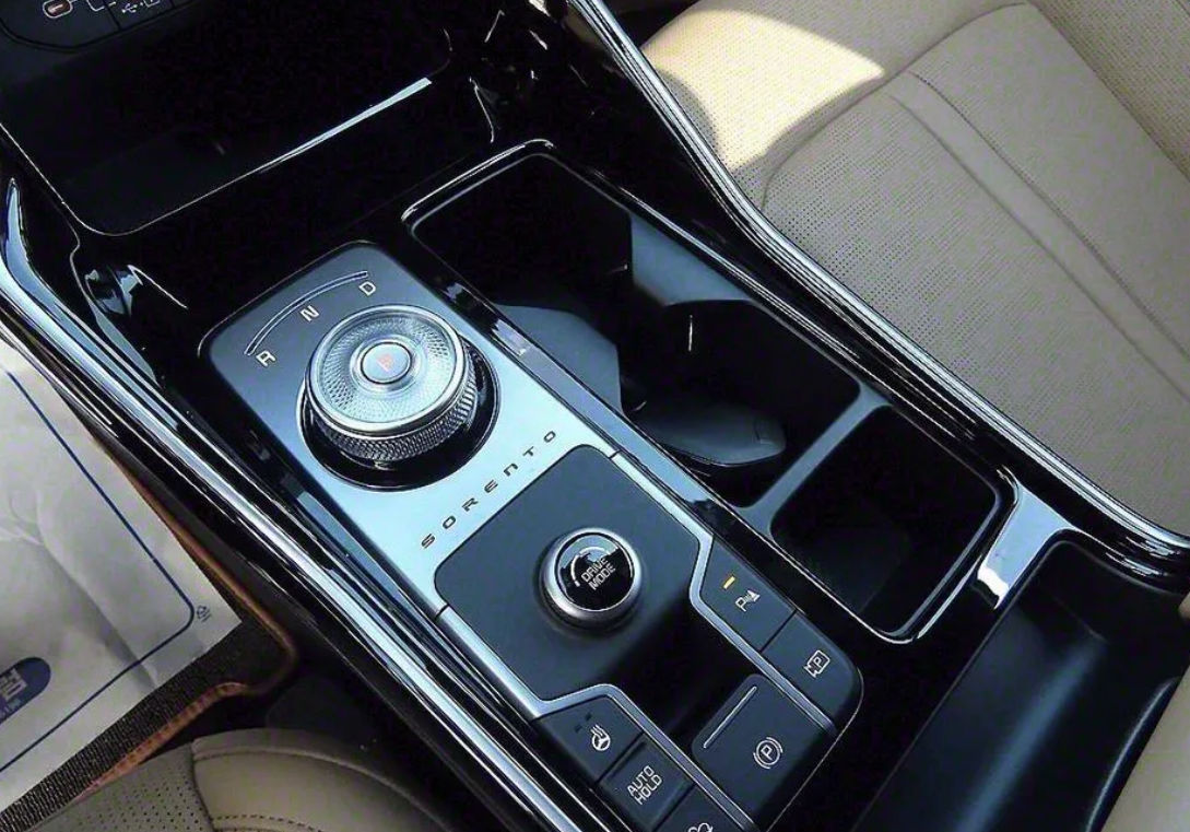 KIA Sorento фото 5