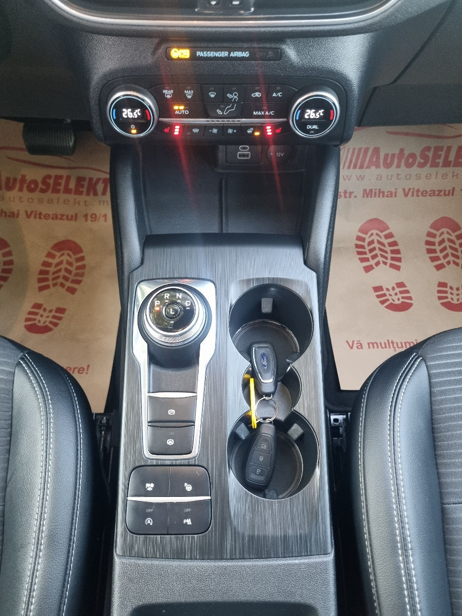 Ford Kuga 2022 photo 12