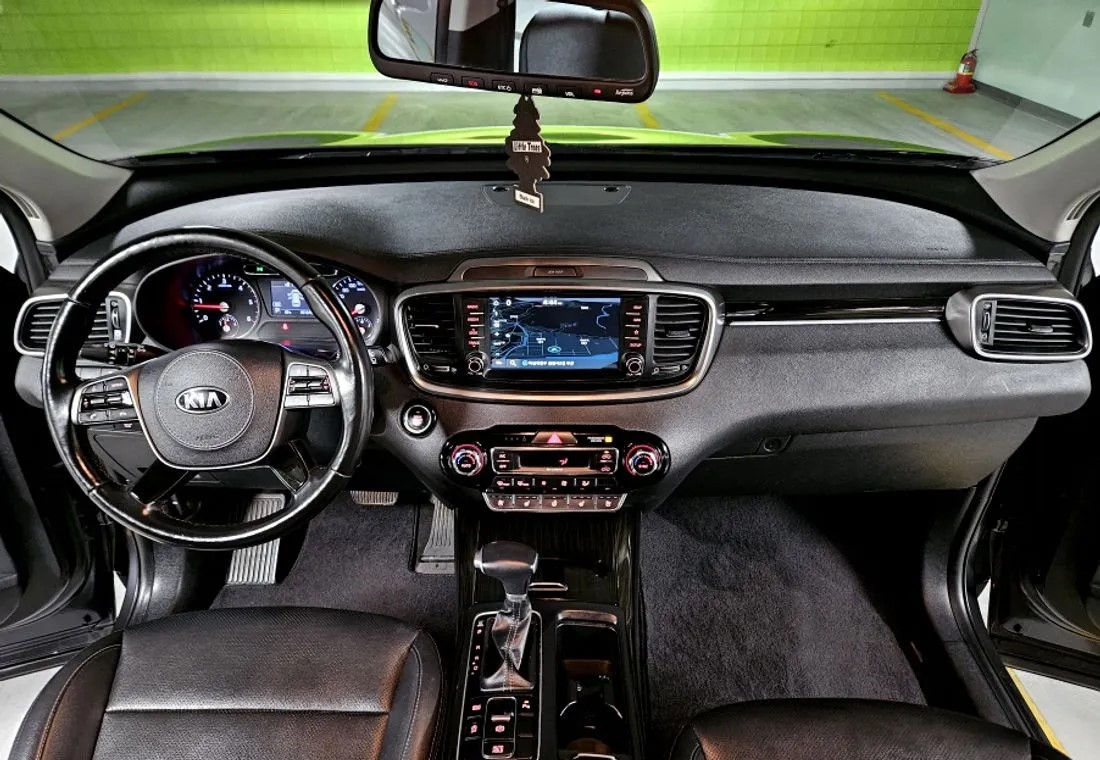 KIA Sorento foto 8