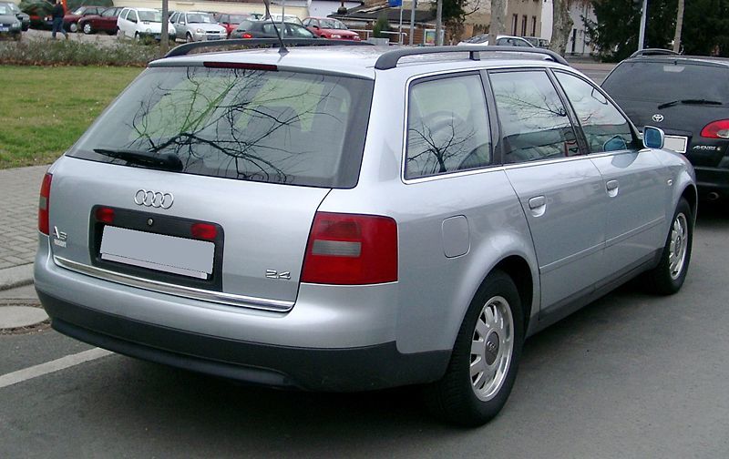 Piese ( запчасти) Audi A6 2,5 Tdi foto 0