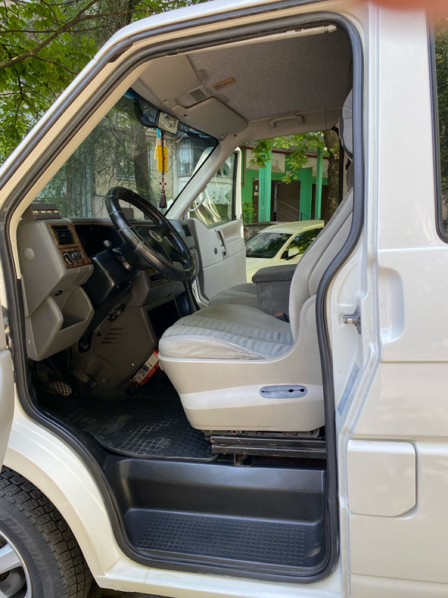 Volkswagen Transporter T4 2002 фото 6