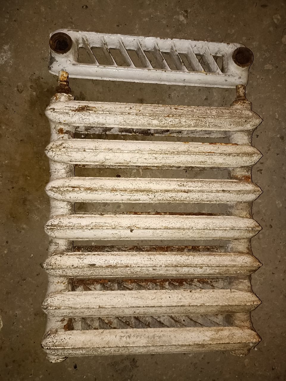 Батареи чугунные б/у