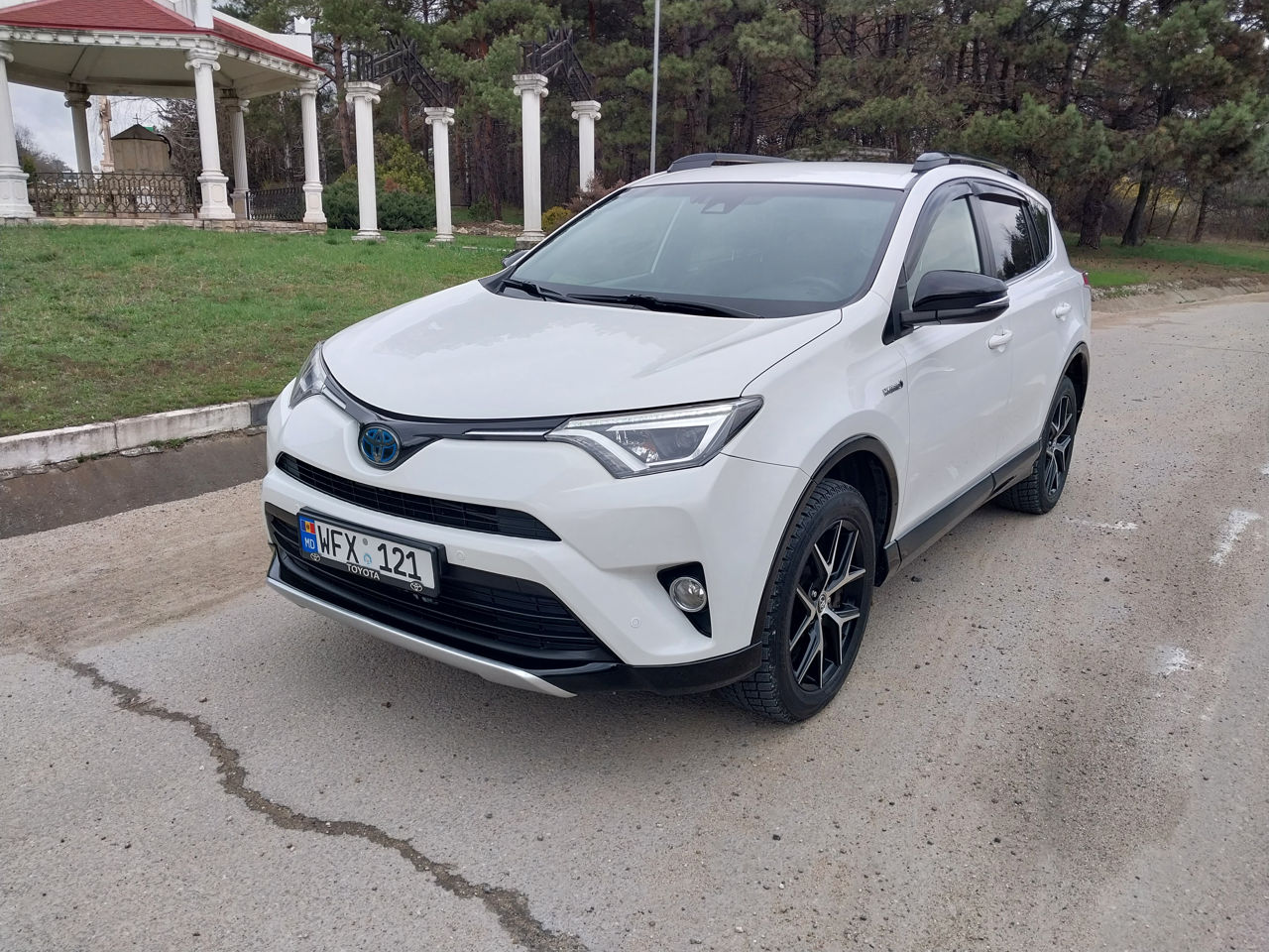 Toyota Rav 4 foto 0