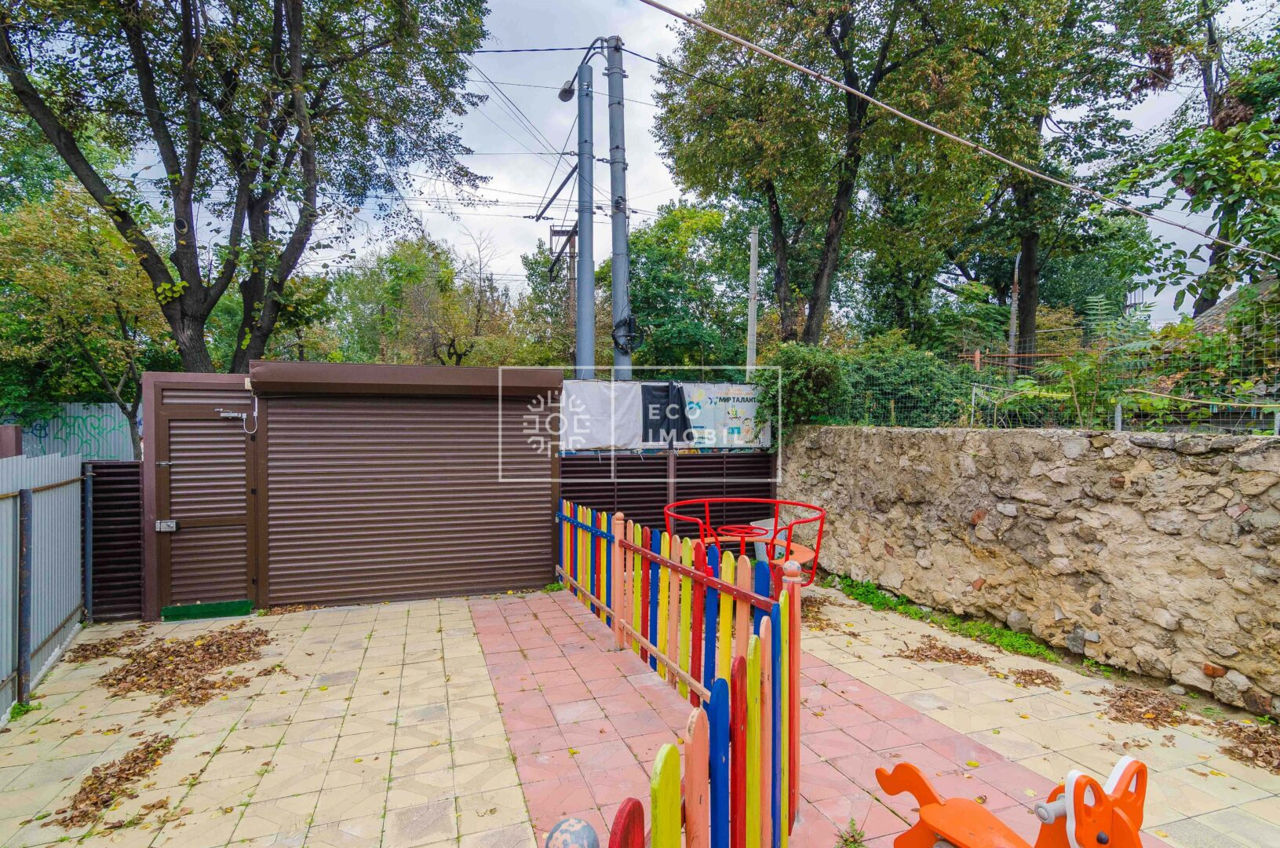 Vânzare, oficiu, Centru, str. București, 160 m.p., 320000€ foto 19