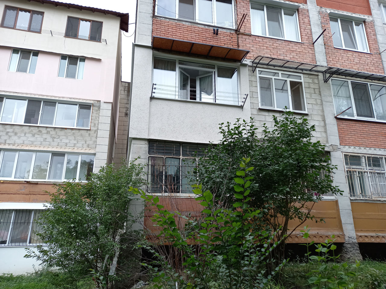 Утепление квартир быстро и качественно.Încălzirea pereţilor la apartamente.