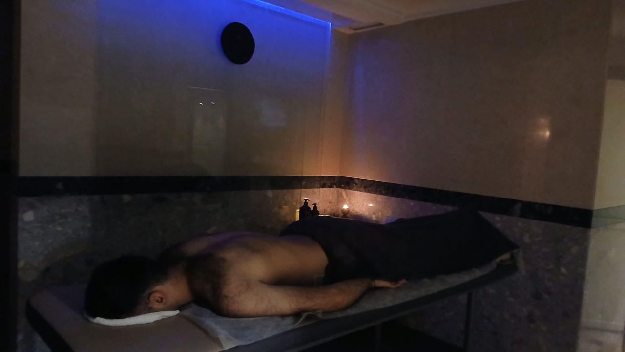 Relaxing massage for you ! Sauna & Hammam foto 0
