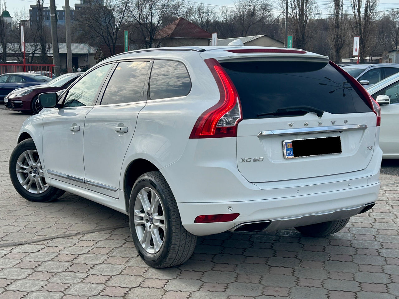 Volvo XC60 foto 2
