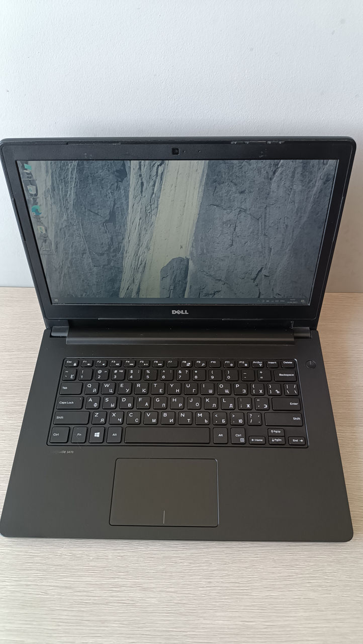 б/у ноутбук Dell Latitude 3470 i5-6200U 8Gb 500Gb SSD - 3000 лей фото 0