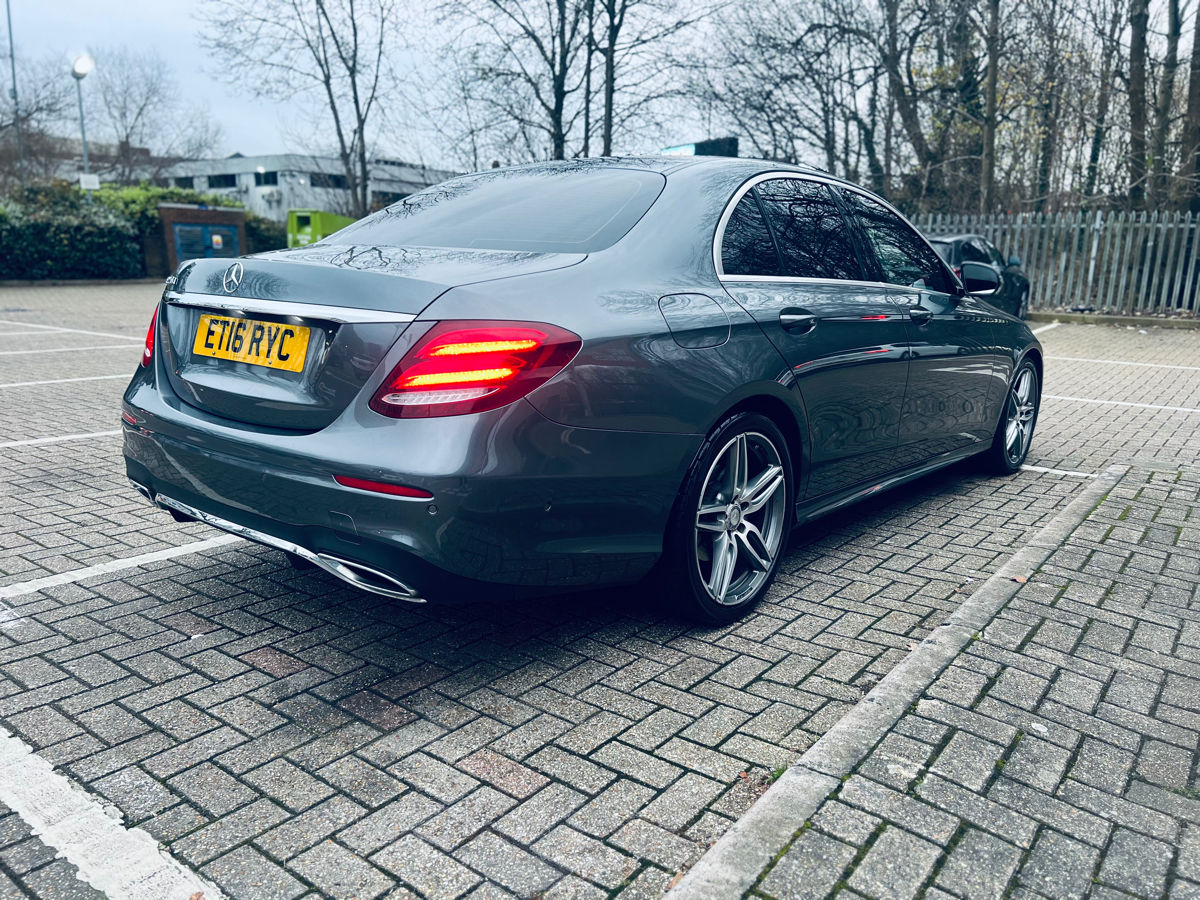 Mercedes E-Class foto 4
