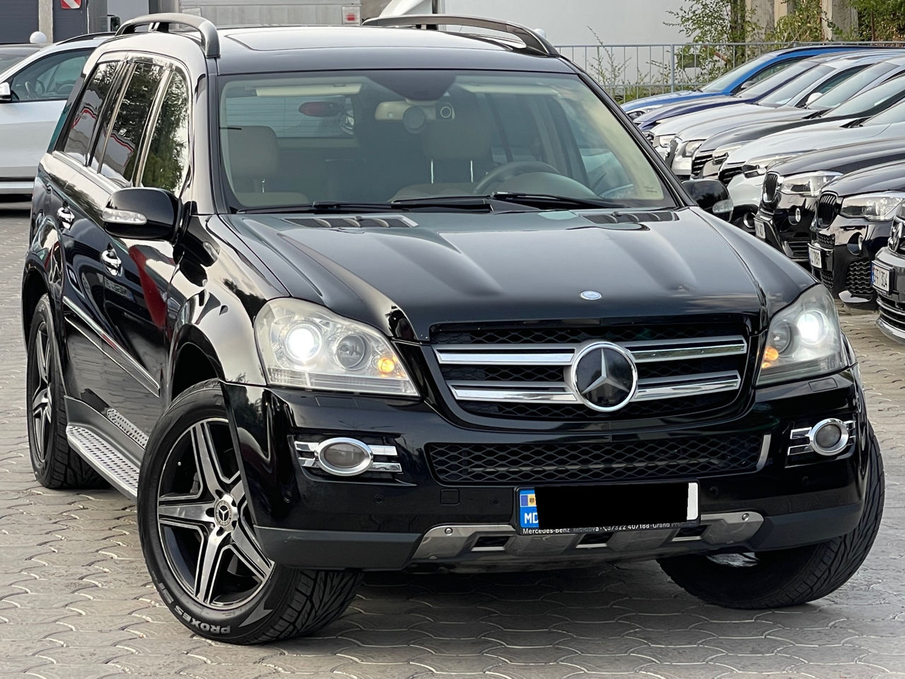 Mercedes GL-Class foto 0