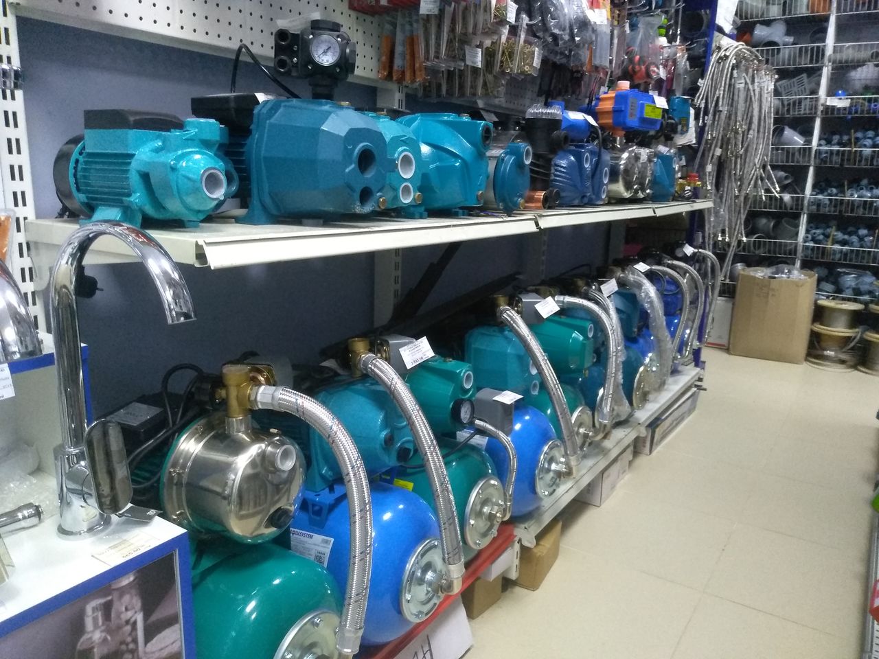 Широкий ассортимент насосов для сада, колодца, дома, огорода