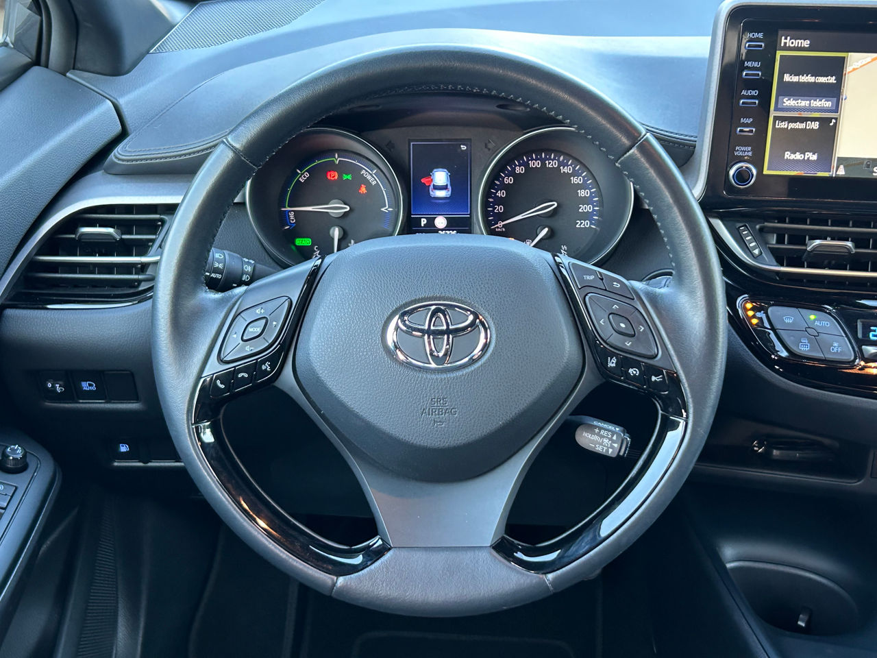 Toyota C-HR foto 11