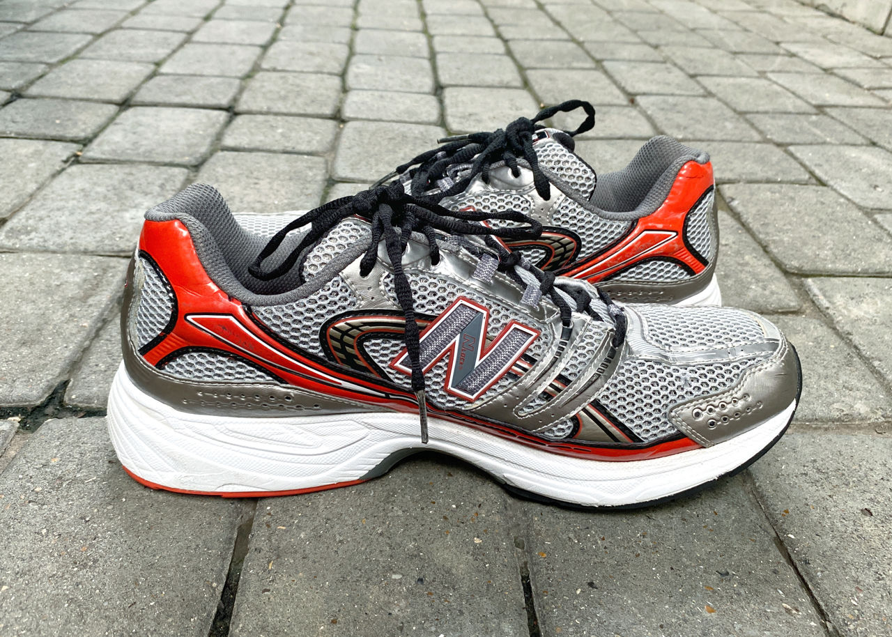 New Balance 758. Размер 46. Оригинал. В отличном состоянии.