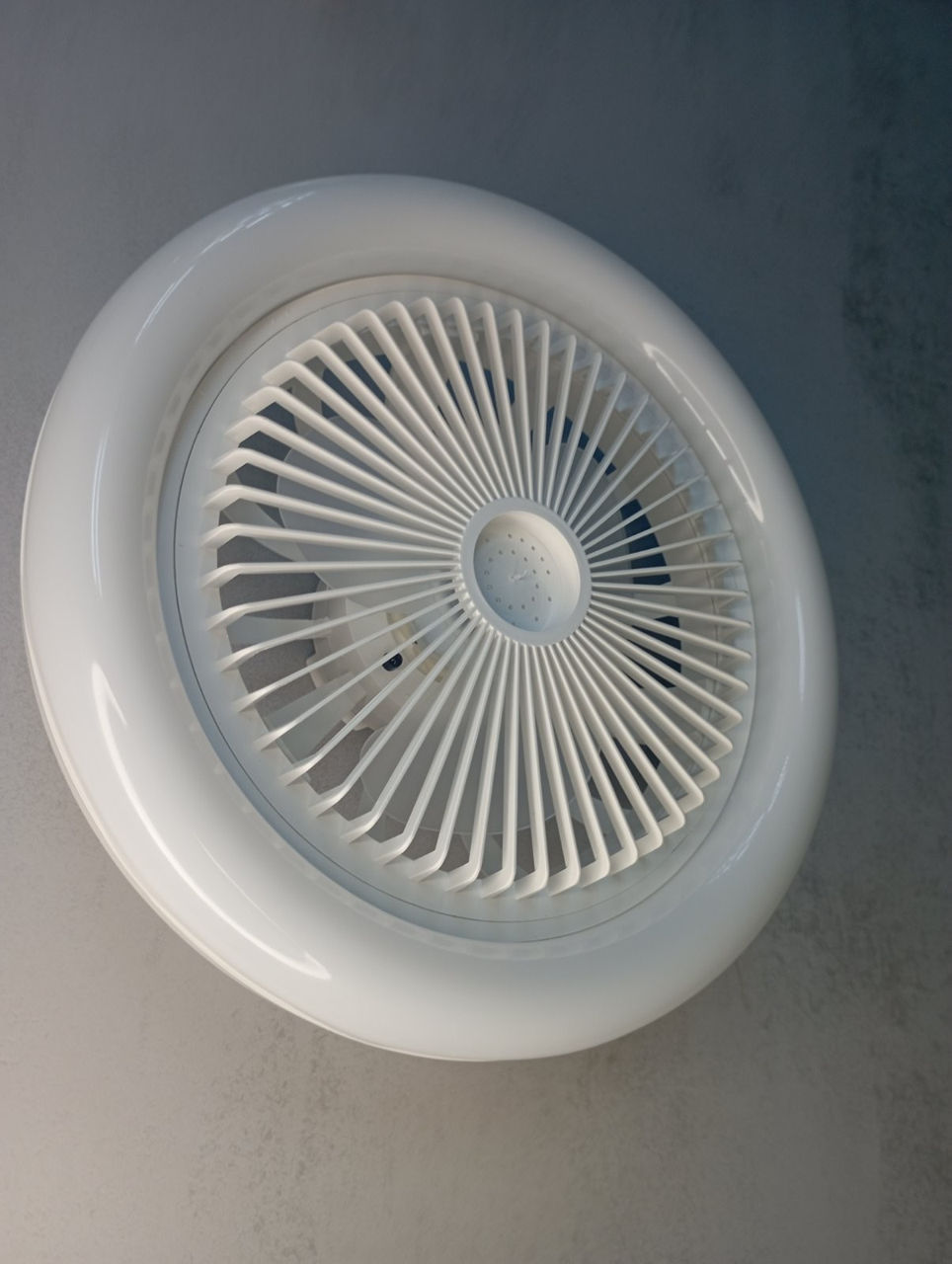 Lustra ventilator pentru tavan diametru 25 cm foto 2