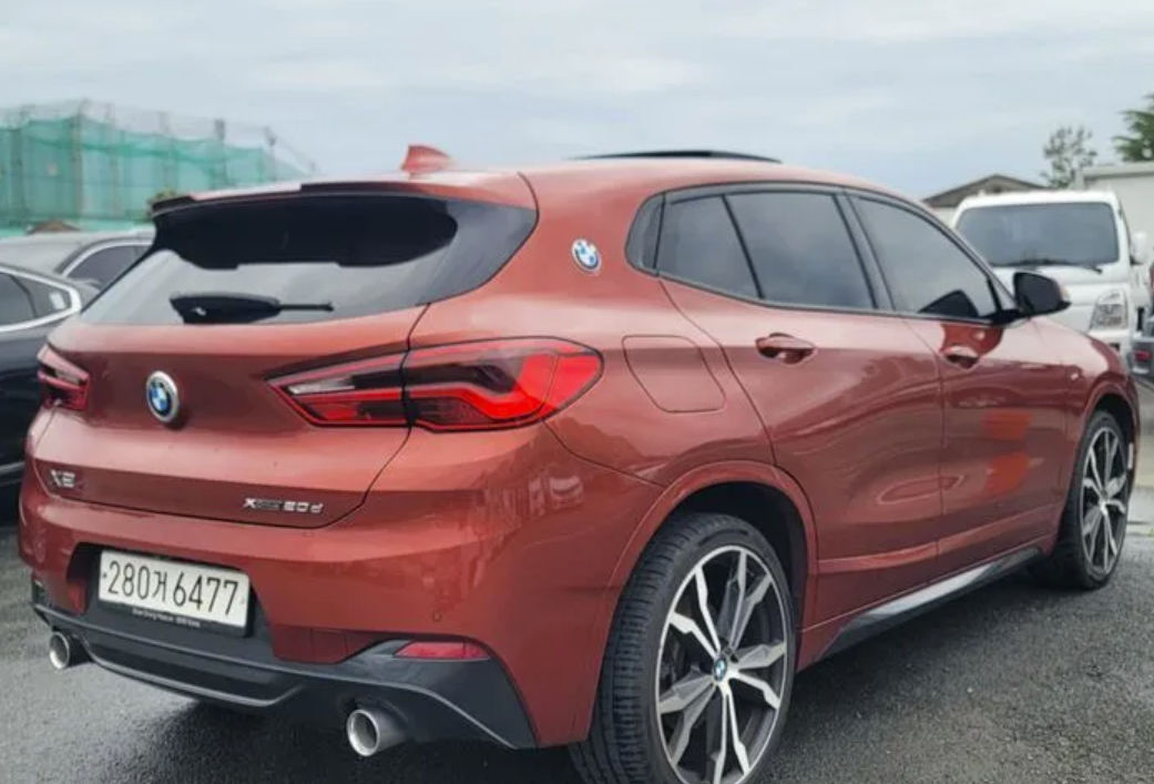 BMW X2 foto 1