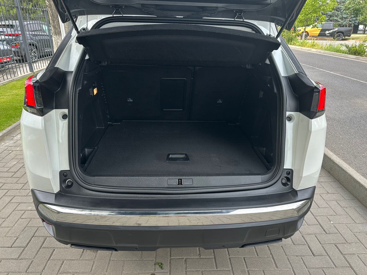 Peugeot 3008 2020 photo 12