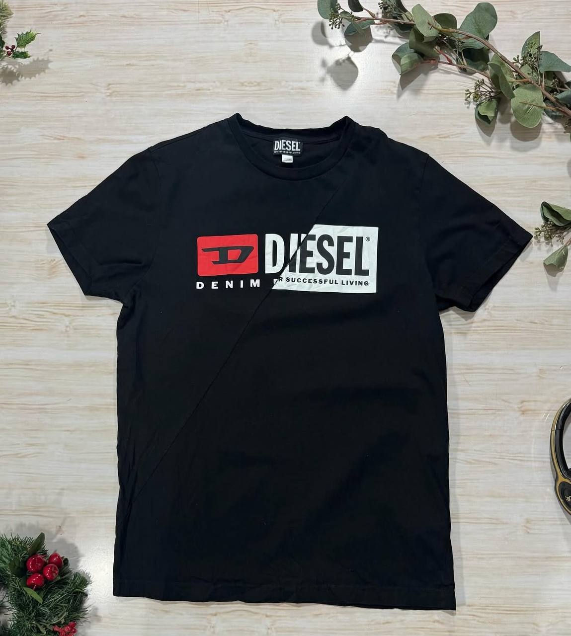 Tricou Diesel foto 0