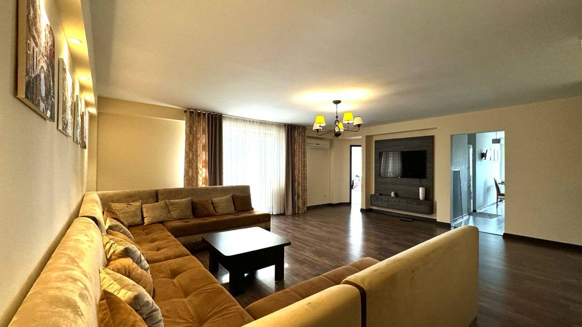 Apartament cu 3 camere,  Centru,  Chișinău mun. foto 1