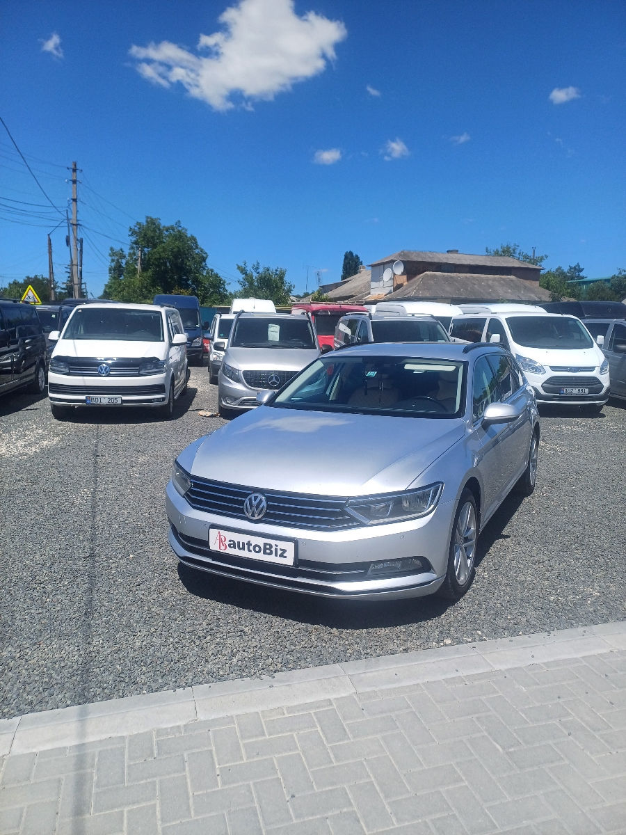 Volkswagen Passat фото 0