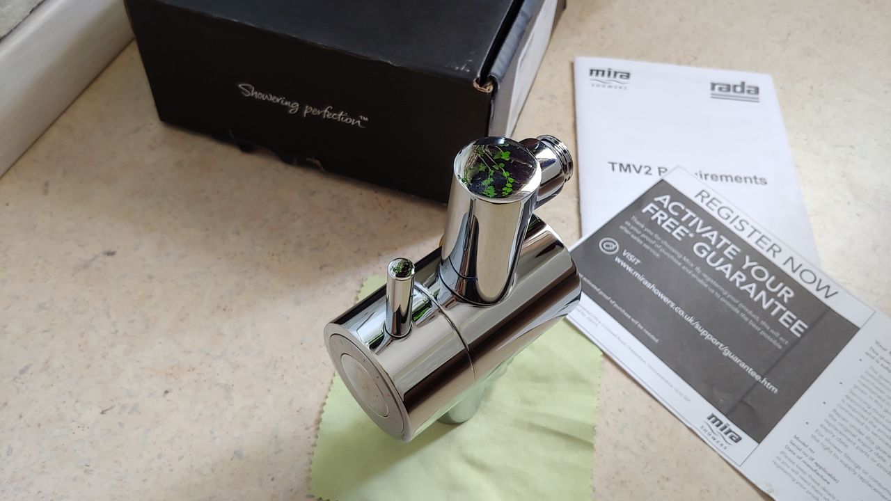 Mira Element EV термостатный смеситель для душа