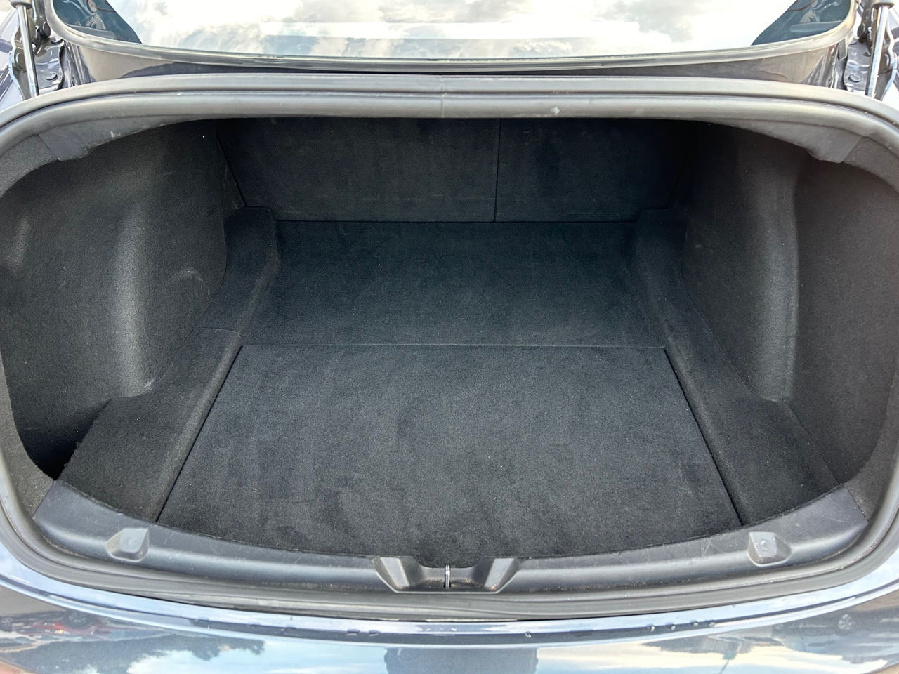 Tesla Model 3 foto 17