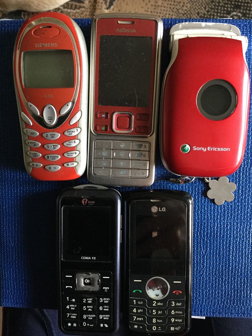 Продам телефоны разных фирм. Siemens, Nokia. Sony Ericsson. LG, Unite