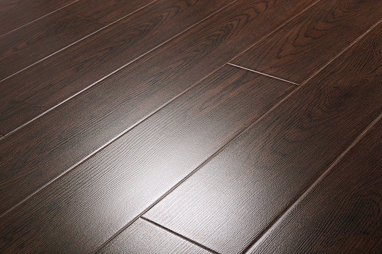 Montare laminat , si plintus la un pret rezonabil фото 0