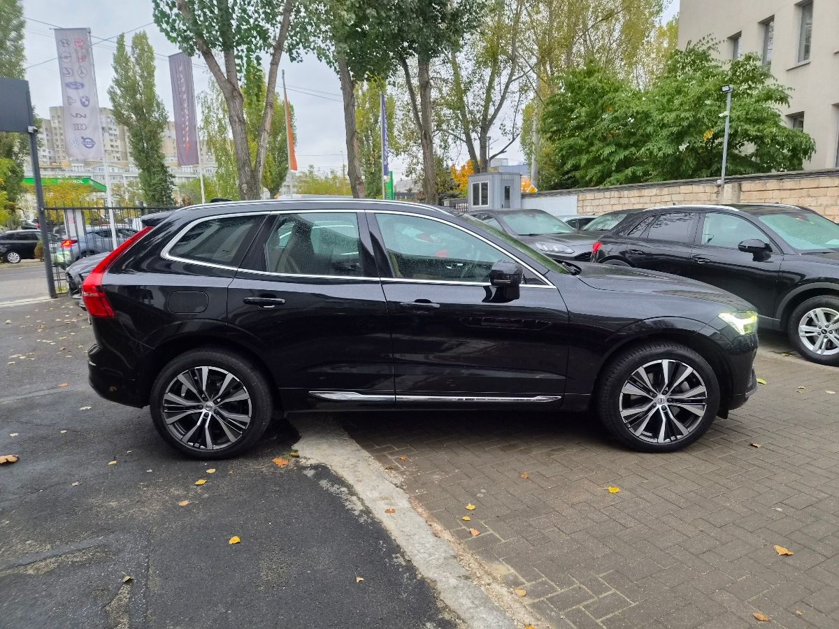 Volvo XC60 2022 photo 4