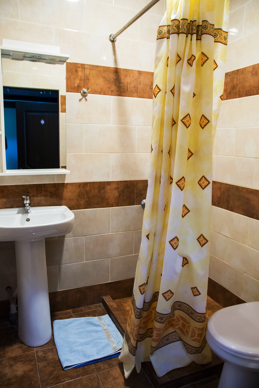 Camere de hotel in Pensiunea "Taviada" la Telecentru (40-ani) 24/24 foto 5